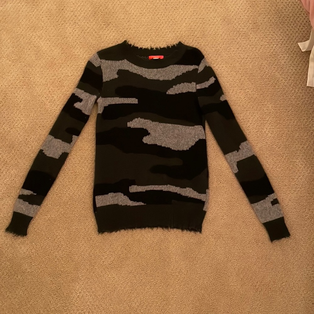 100% cashmere, girls camo sweater